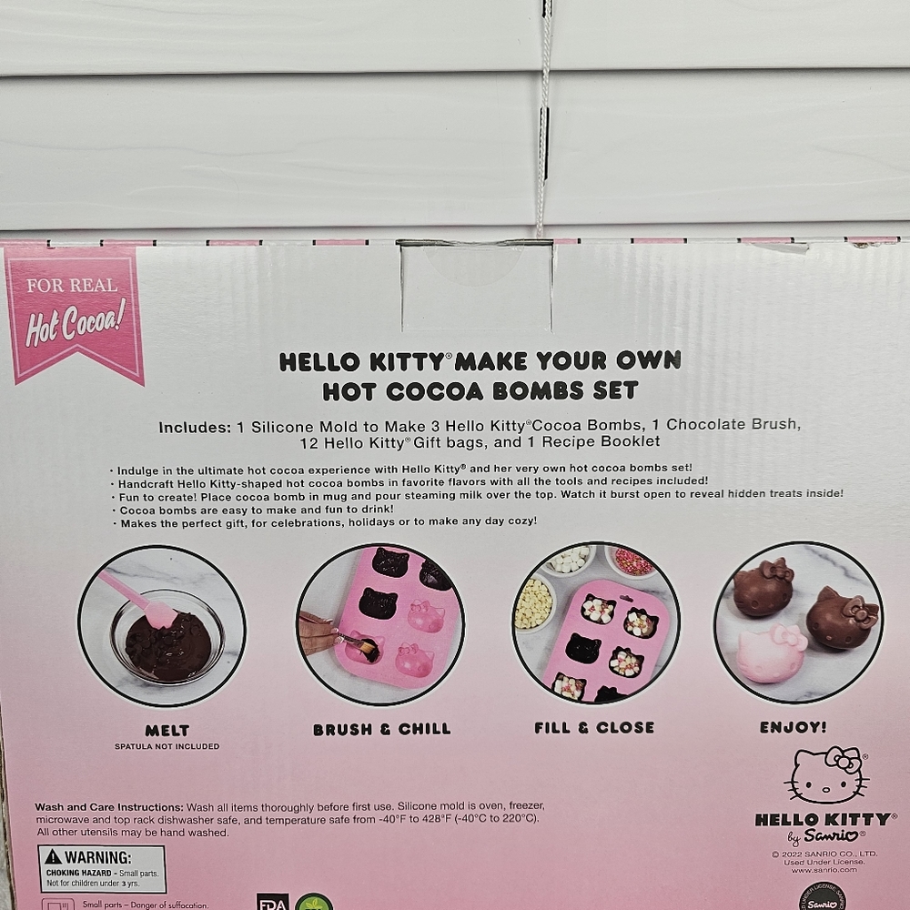 HELLO KITTY Make Your Own Hot Chocolate Bombs Set - Picture 6 of 12